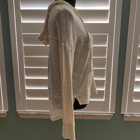 Roxy Hoodie - Picture 4 of 11